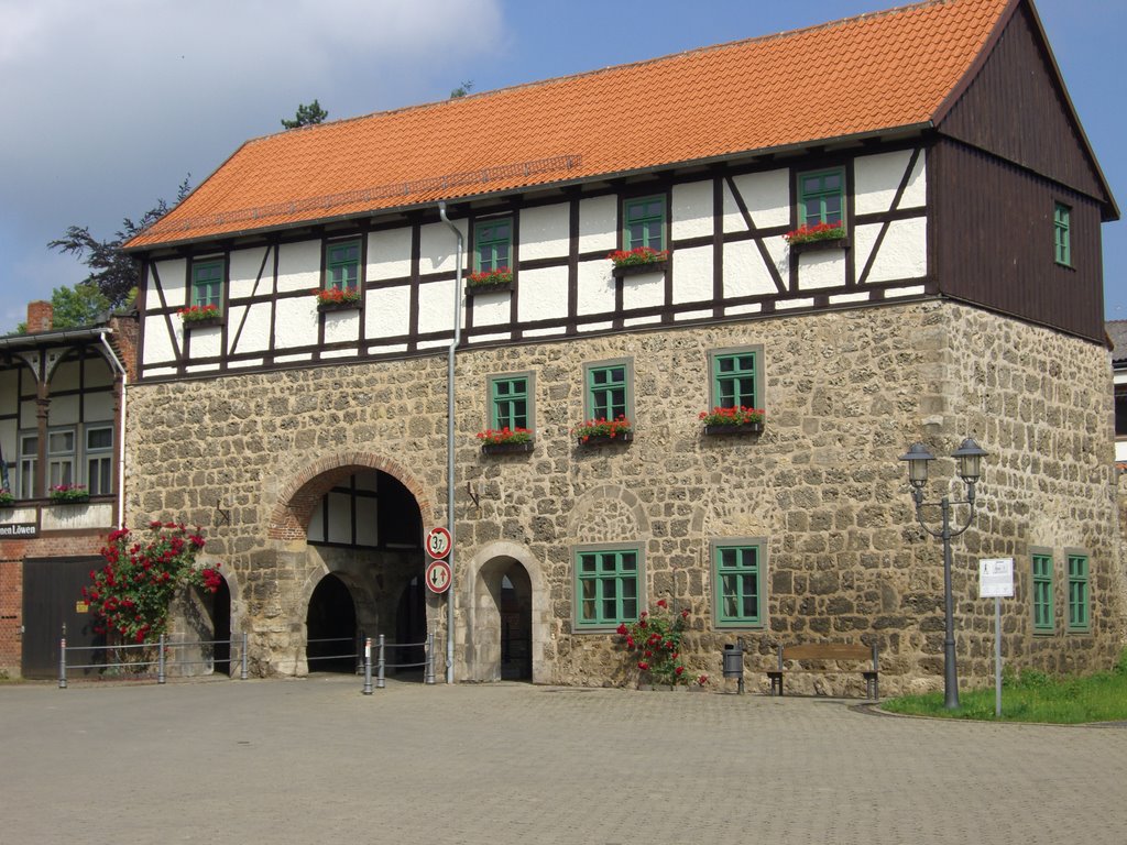 Tor zur Klosteranlage Walkenried by Gockel