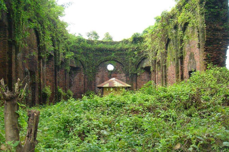 Igreja Portuguesa (Myanmar) by manuel-magalhaes