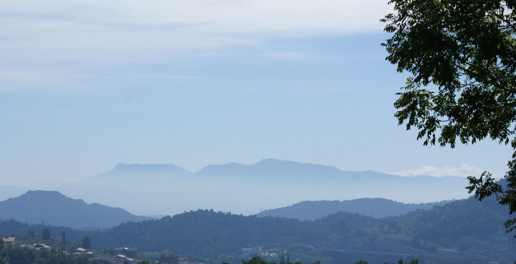 Vista des de Montesquiu by Jordi Carbonell