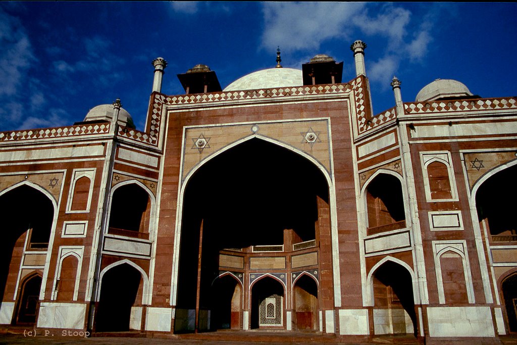 Delhi : Homayun's Tomb by Philippe Stoop