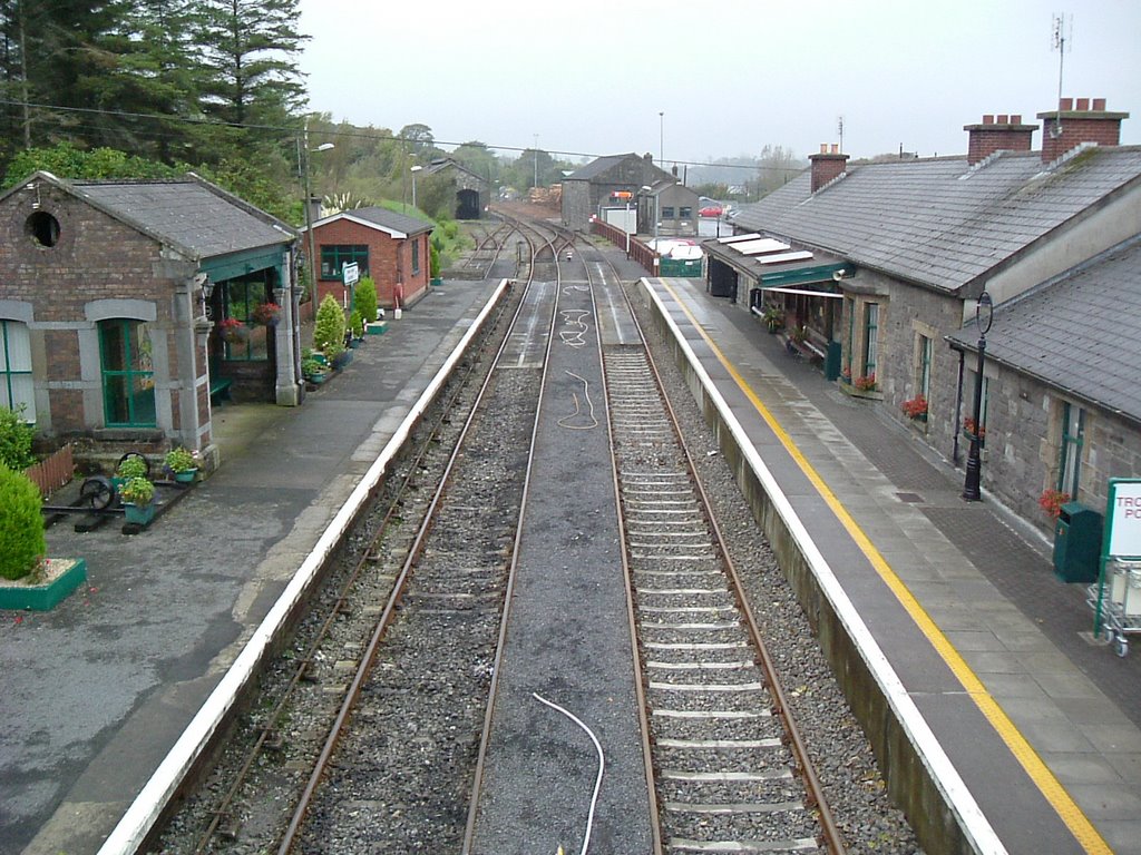 Westport Station - Facing The Quay by ben&paul