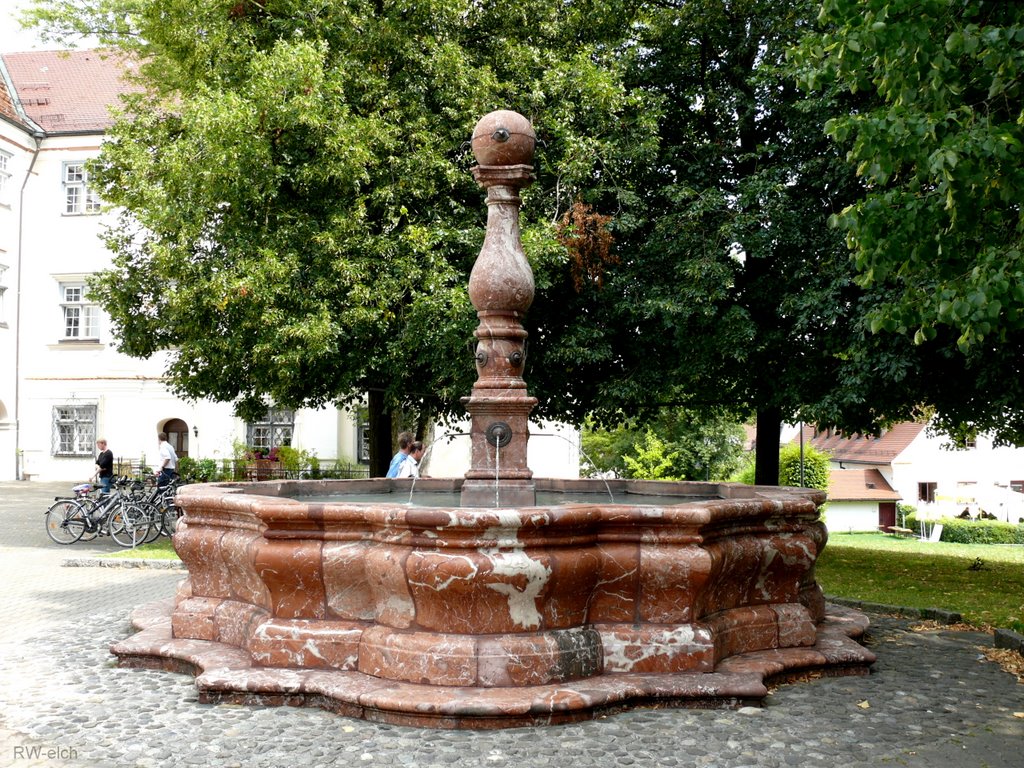 Rot an der Rot - Brunnen am Kloster by Robert (elch)