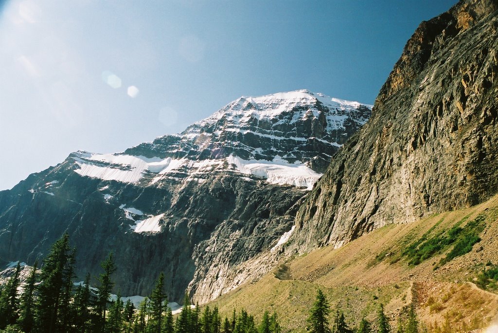 Mt Edith Cavell by c_heise