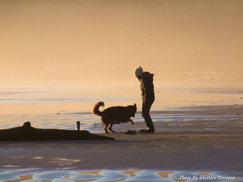 2009-01-15-154-KID AND DOG AT LONG BEACH-TOFINO-B.C.-(More Photos on My Website at gbphotodidactical.com) by GHISLAIN BONNEAU