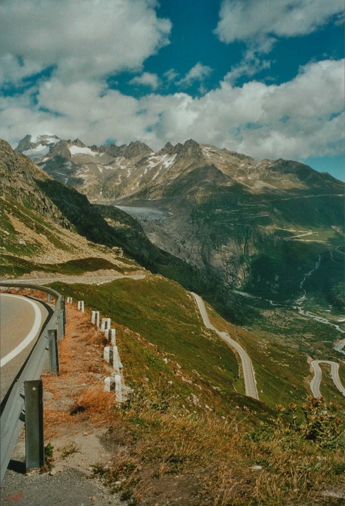 19990907-03 Schweiz Abfahrt vom Grimselpass mit Blick zum Rhonegletscher by Frank M. Niepelt