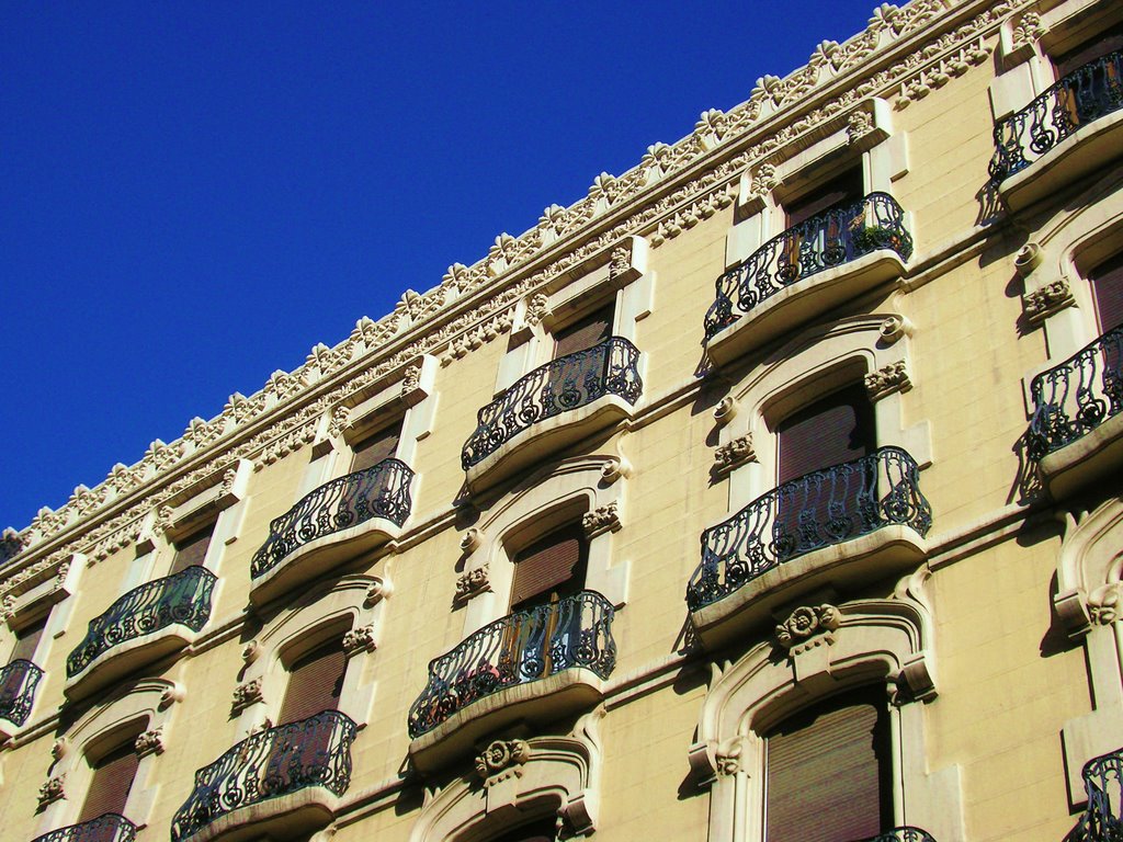 Casa Retuerta by Rosa Lob