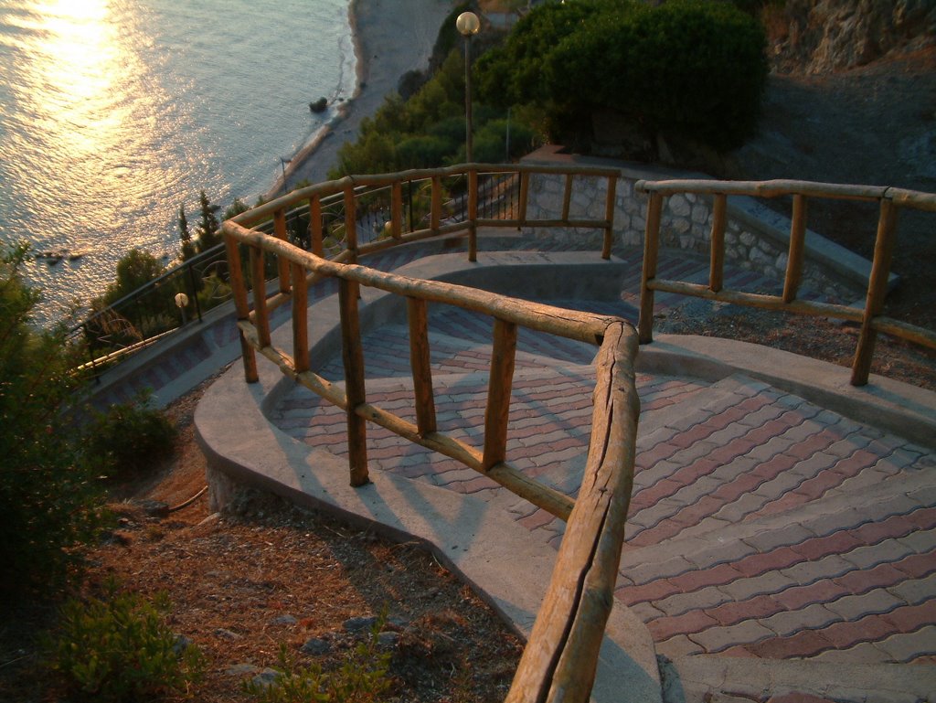 Gradini per andare al santuario e alla statua della Madonna del Mare by Giuseppe Milasi