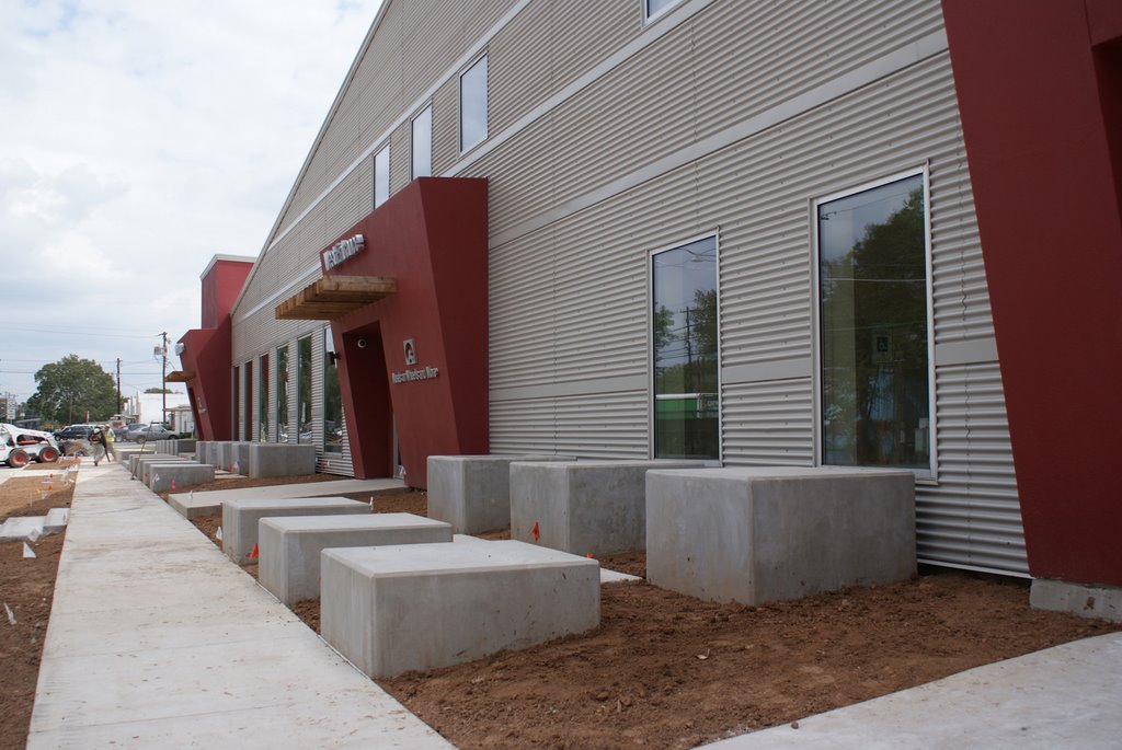 Meals on Wheels and More. New Administration Building. Austin, Texas by WilliamWebbDesign.com