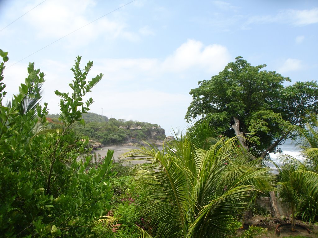 View of Atami from El Palmarcito, El Salvador by earrieta