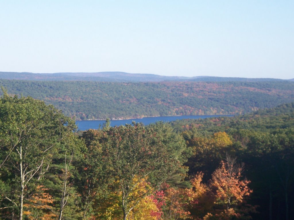 Quabbin Reservoir by jeffervescence