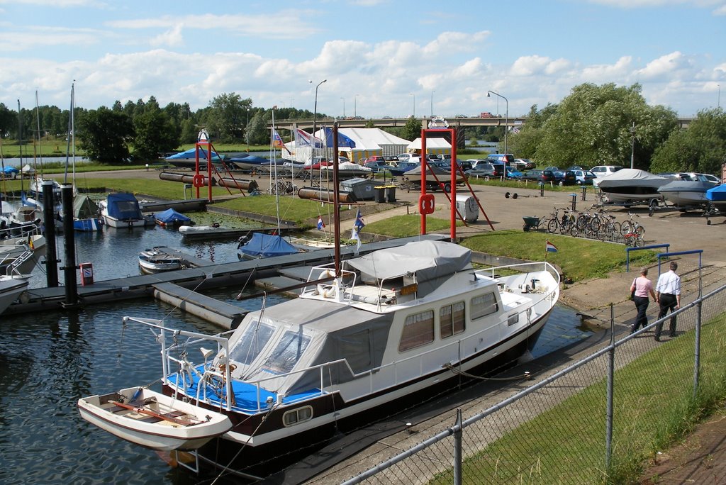 Maasbrug, vanaf terras Nautilus by wufra