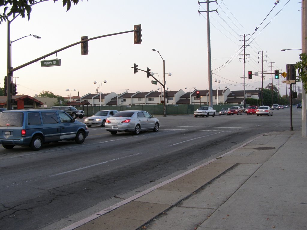 Valley-Delmar Intersection,Los Angeles by chinhduyuyen17012001