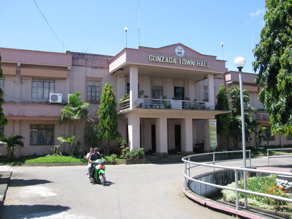 Gonzaga Municipal Hall by LoraxAttacks