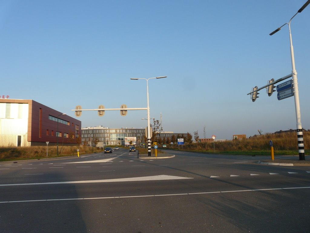 Kruising Rondweg met De Koppeling, zicht op oosten, Houten by David Jimmink