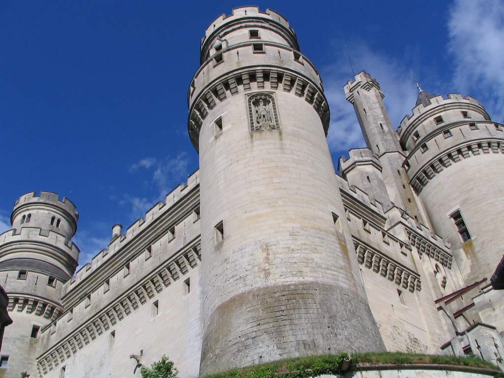 Chateau de pierrefonds by fandestropiques