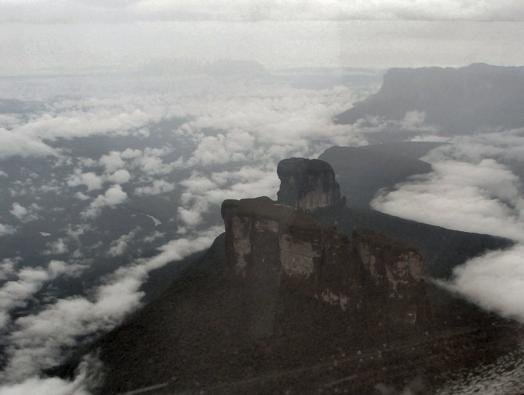 High point on Grand Sabana o=k by Olive Kirk