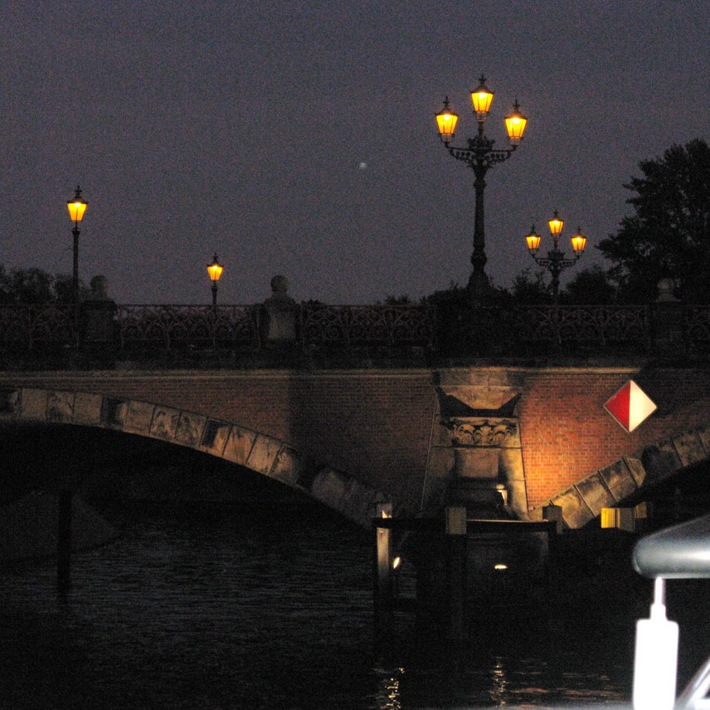 Lutherbrücke am Abend by 600m