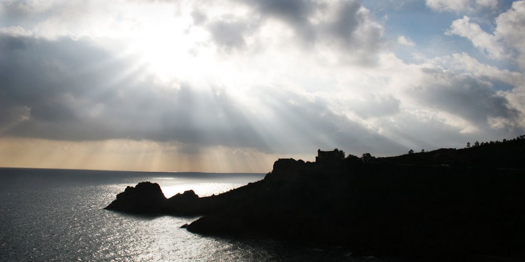 Sunbeams over Sea by Erik van den Ham