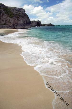 Seclusion on Middle Caicos by ecwashere7