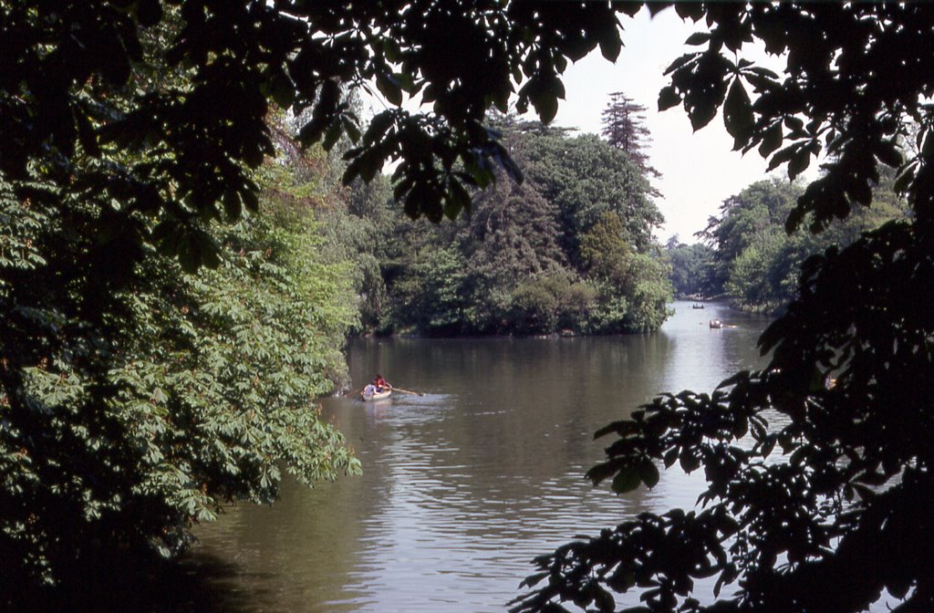 Paris, Bois de Boulogne by luxing