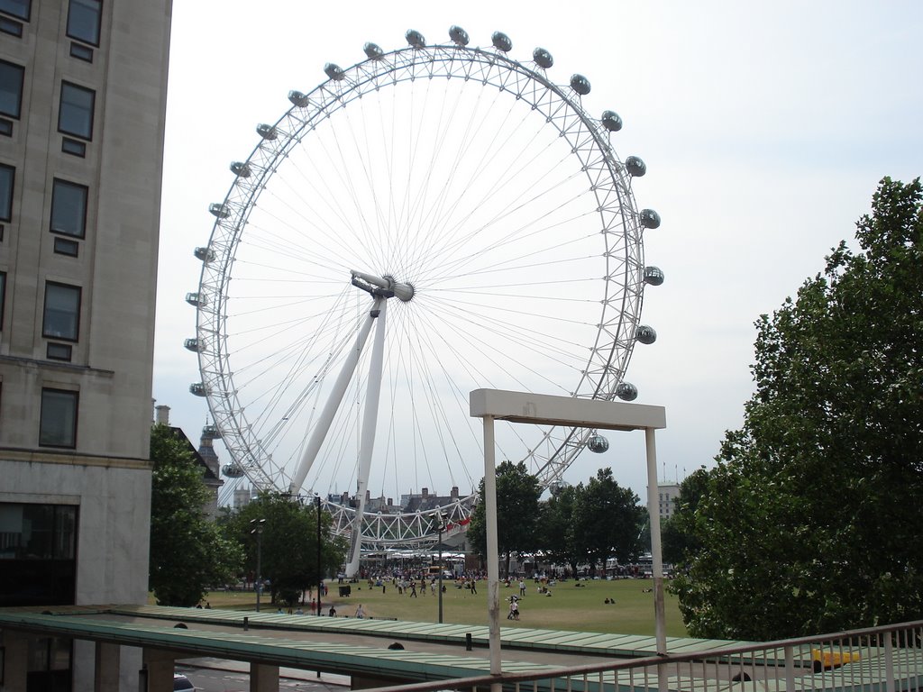 London Eye by Heron