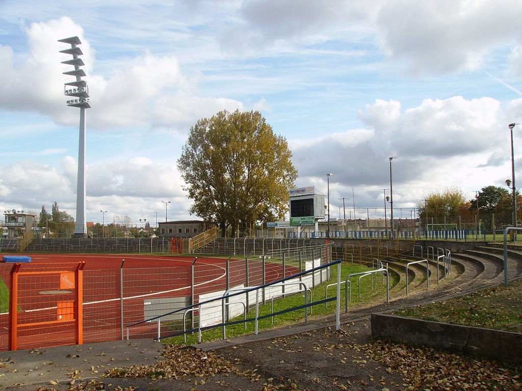 Südkurve Stadion am Quenz, Oktober 2007 by marcel_brb