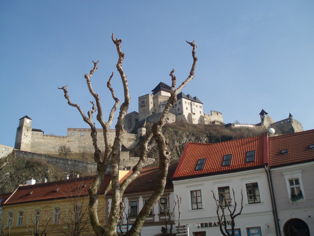 Trenčín Castle by marekveres