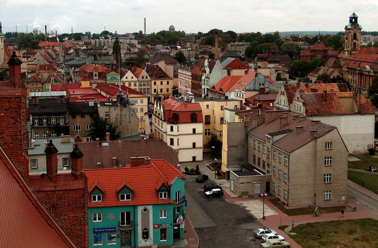 Widok na Pl. Wyszyńskiego i ul. Kościelną by Michał Kusz