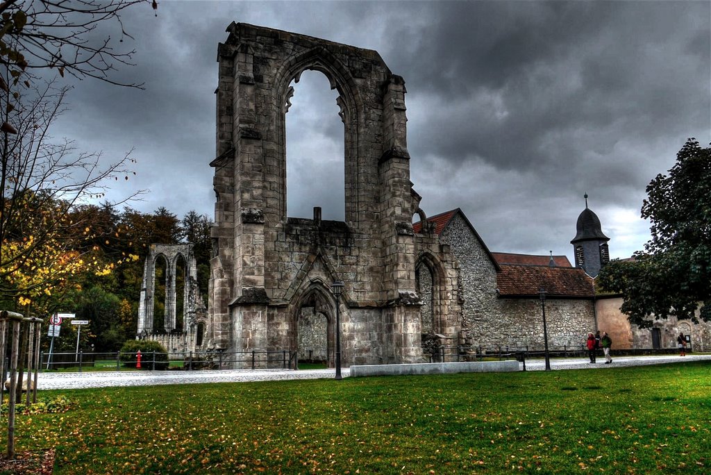 Walkenried - Klosterruine - HDR-Foto by Wolfgang Spillner