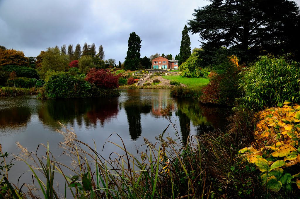 Consall Hall & the top pool by Bob McCraight