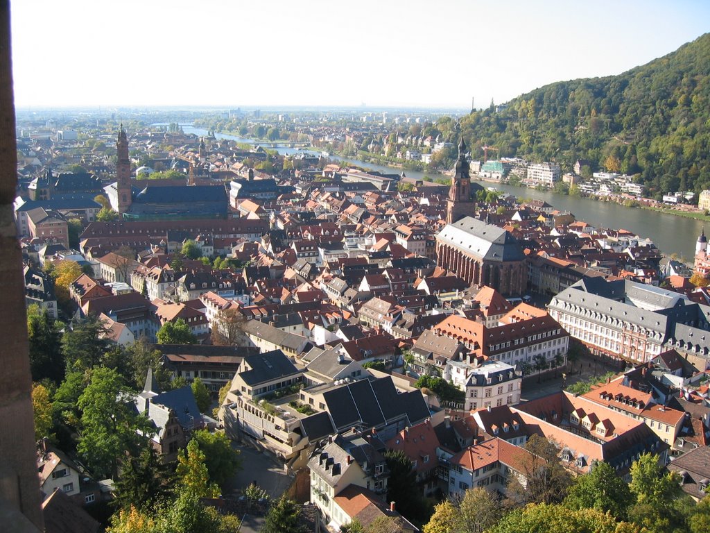 Heidelberg, Blick vom Schloß auf die Altstadt, 16.10.2003 by Highway-Cop