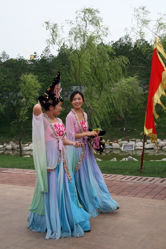 Ladies of Tang Royal by aloooha