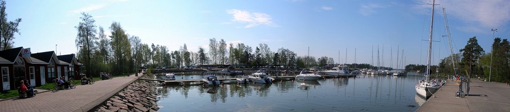 Panorama of Haukilahti marina by Petteri Kantokari