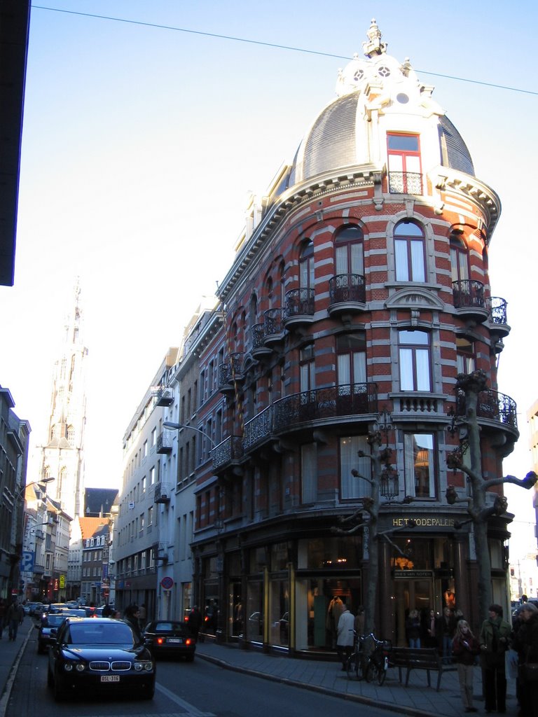 Antwerpen Dries van Noten store by E. van Duijn