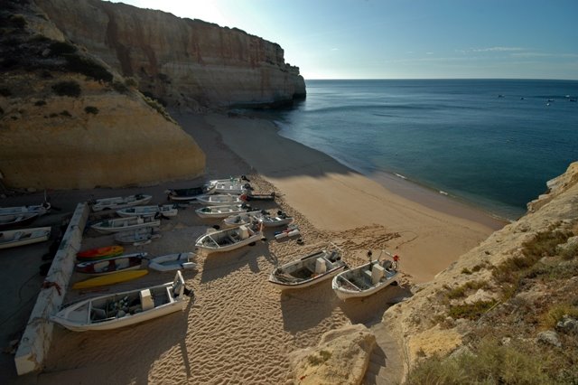 Praia de Benagil, Lagoa, Pt by José Pedro Fernandes