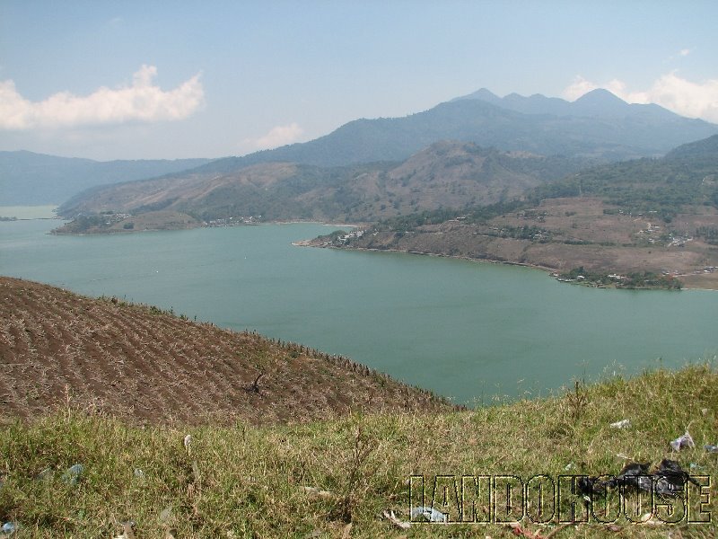 Lago de Amatitlan by landohouse