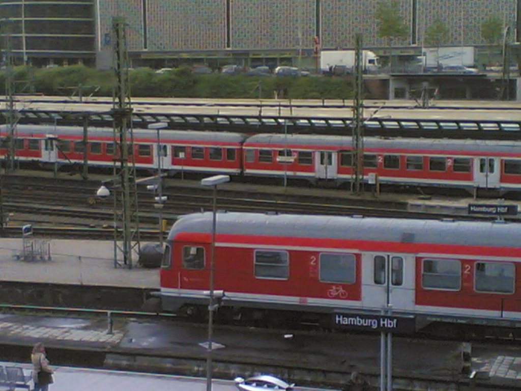 Trains at Hamburg Hauptbahnhof by Jan Szyszko