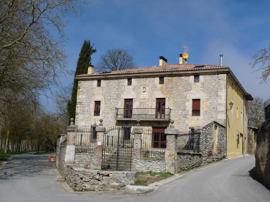 Casa solar en Foronda by jetxea