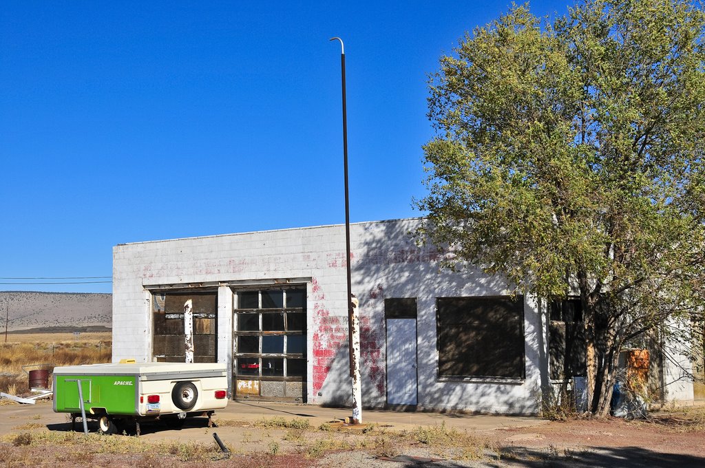 Abandoned garage on Historic Route 66, Seligman, Arizona. by Fred Henstridge