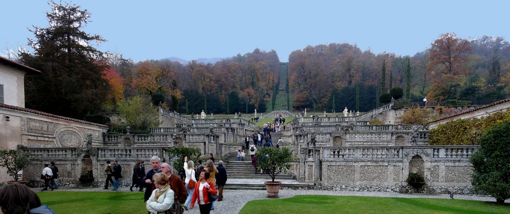 Villa Della Porta Bozzolo. Nov. 2006 by A Z   Italia