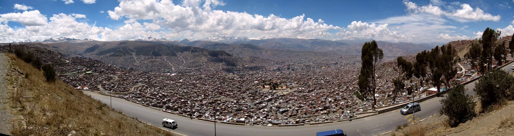 Panorama of La Paz by mottoth