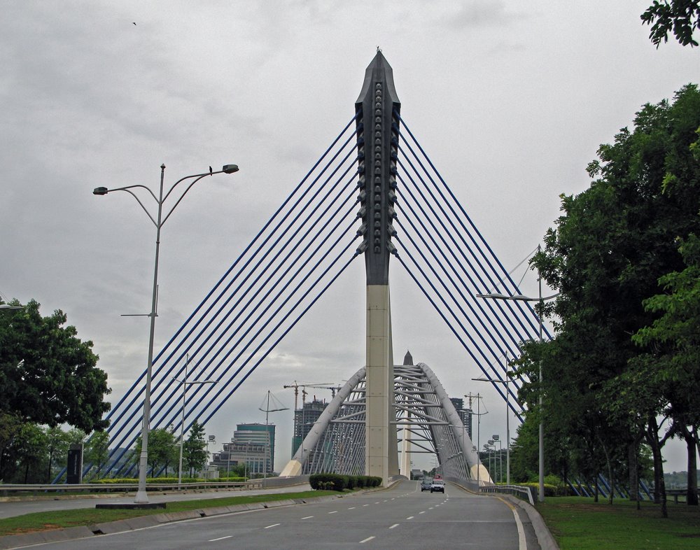 Putrajaya, Malaysia. Seri Saujana Bridge (3) by Eivind Friedricksen