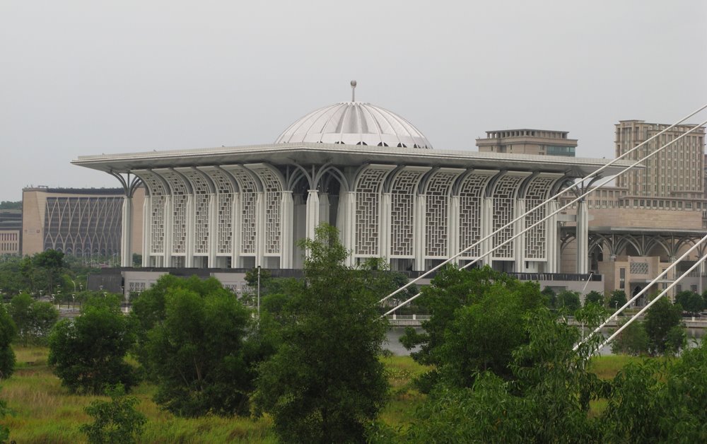 Putrajaya, Malaysia. Masjid Sultan Mizan. by Eivind Friedricksen