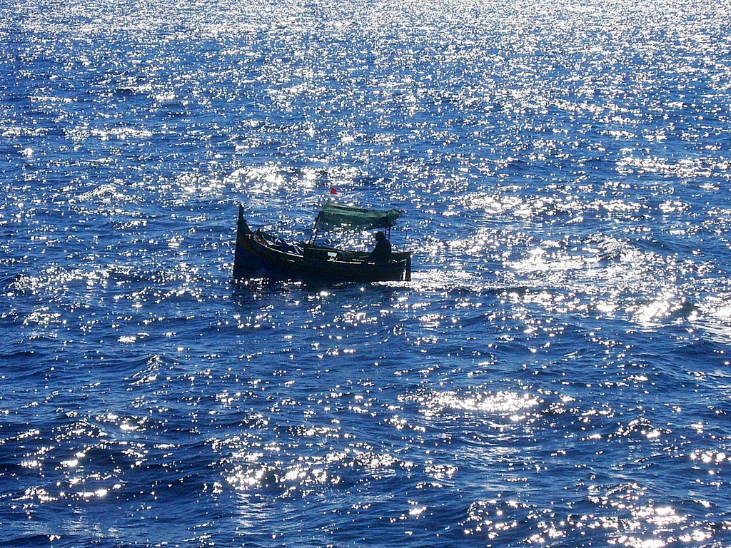 Fishing boat on Malta by michalinka