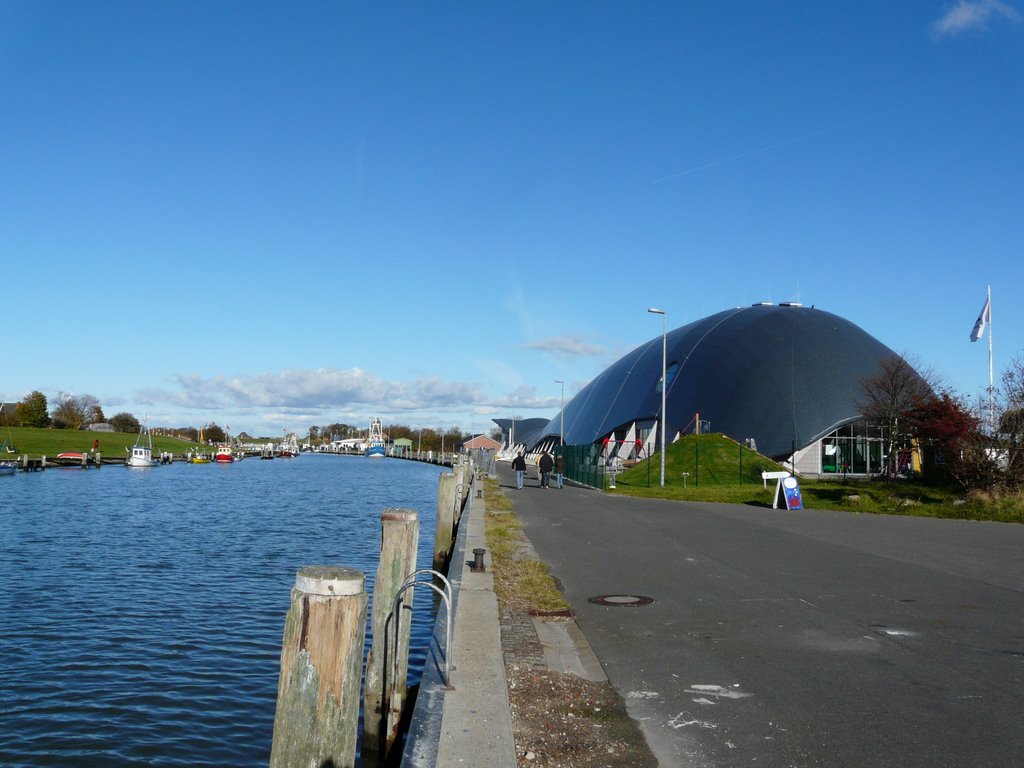 Am hafen by Achim Wiese