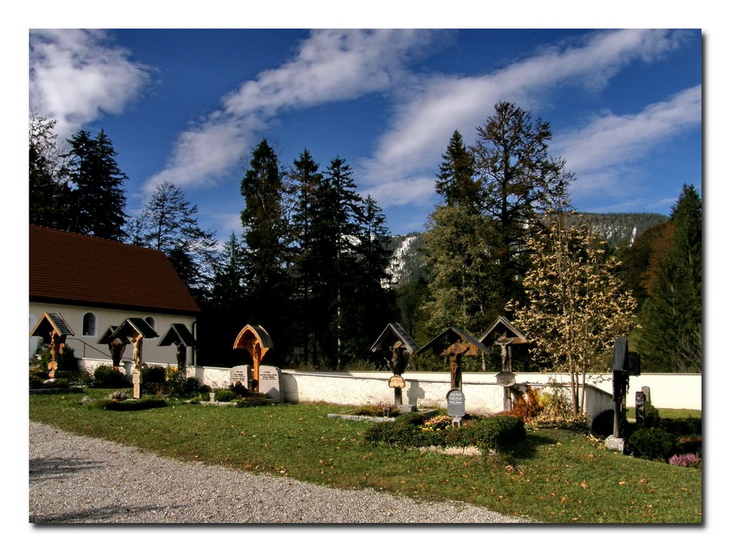 Friedhof St. Nikolaus Jachenau by Schwiemonster