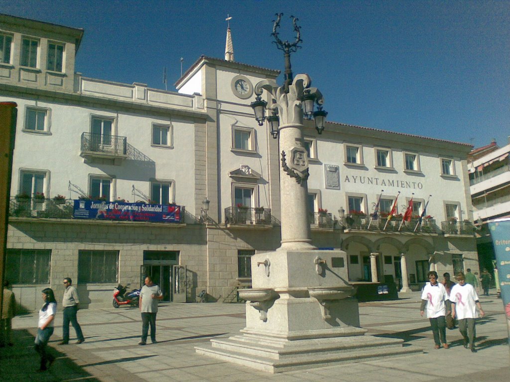 Plaza de Colmenar Viejo (1) (Octubre 2009) by Fernandisko