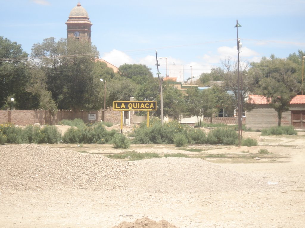 Estacion de ferrocarril, La Quiaca(bueno de lo que quda...) by cientista