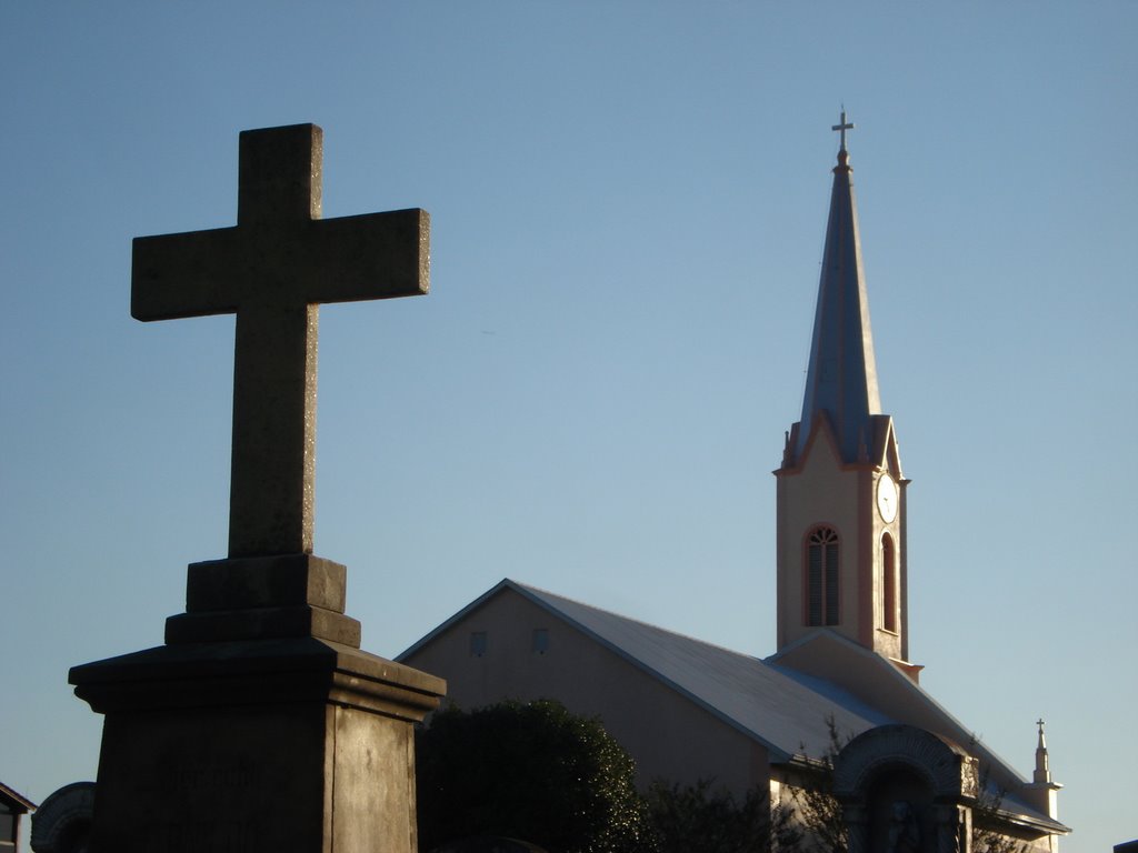 The Cross and the Tower - © Émerson-V by Émerson-V