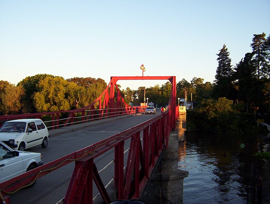 El puente de Carmelo by GabNovo